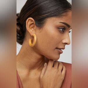 Sophie Monet small pine hoops